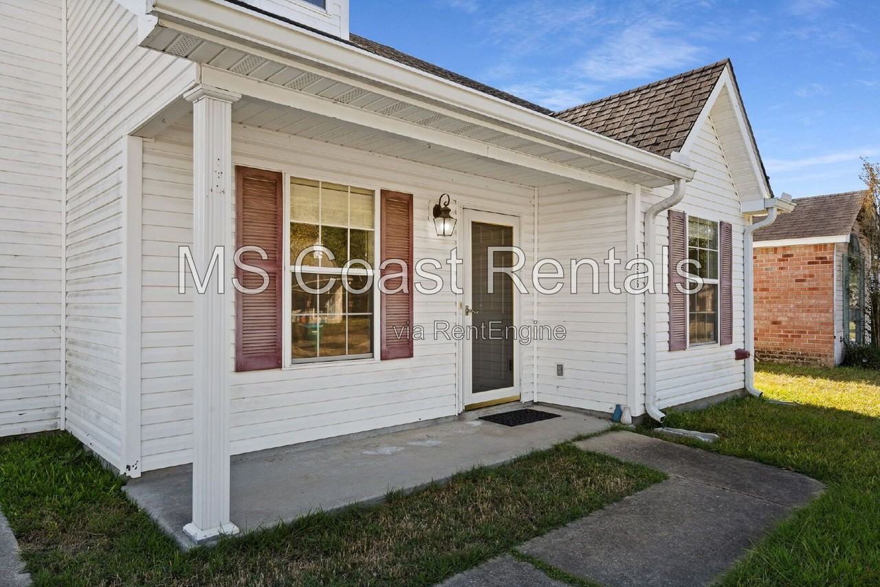 12206 Breezeway Cir - Photo 4 of 28