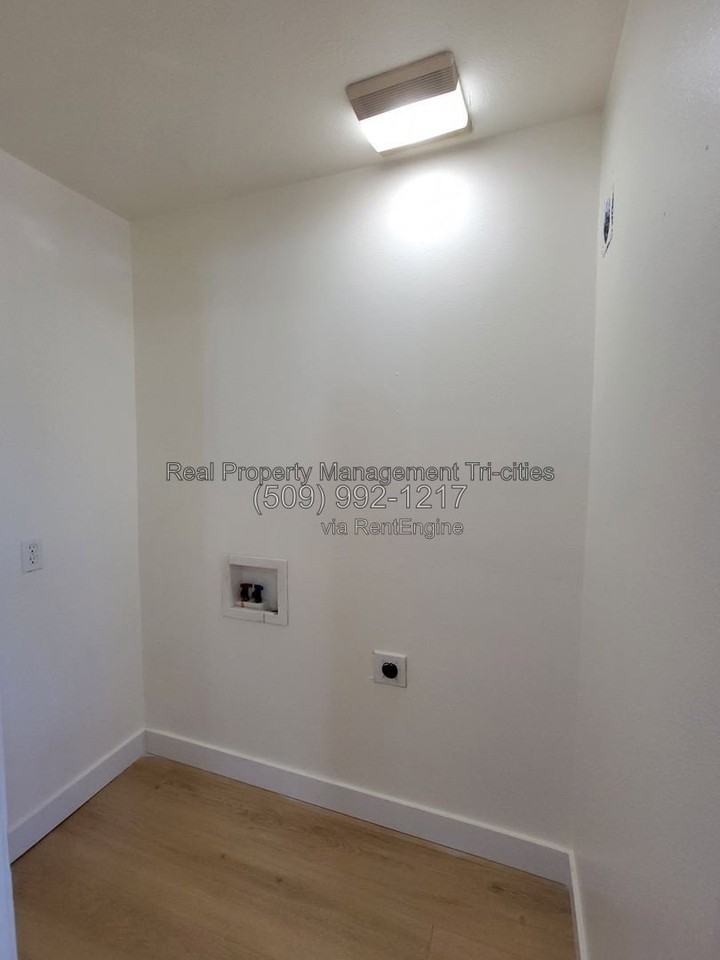 3315 W 1st Pl #3 - Photo 4 of 14