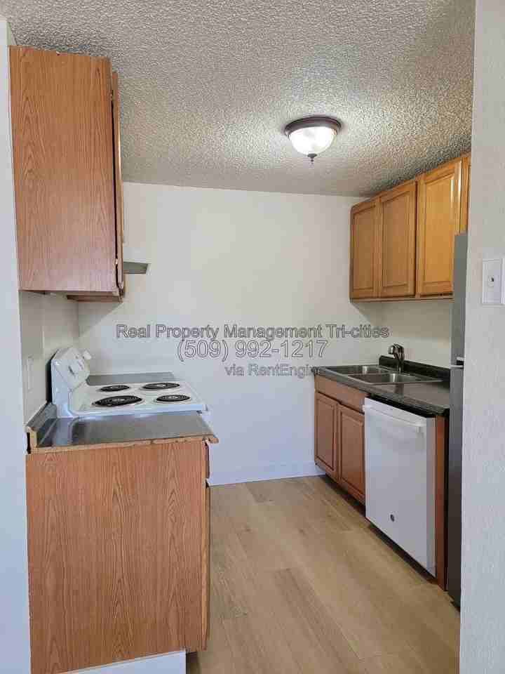 3315 W 1st Pl #3 - Photo 5 of 14