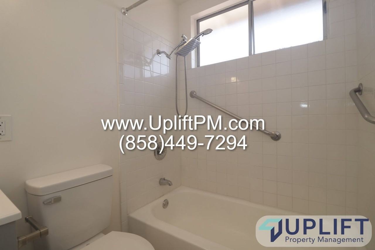 7643 Woodbine Way - Photo 6 of 20
