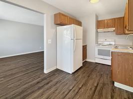 featured image of 533 W 20th St #11
