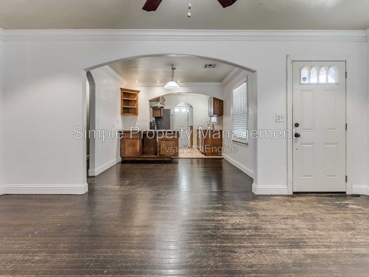 2640 Nw 33rd St - Photo 5 of 20