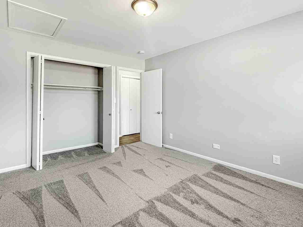 533 W 20th St #10 - Photo 6 of 6