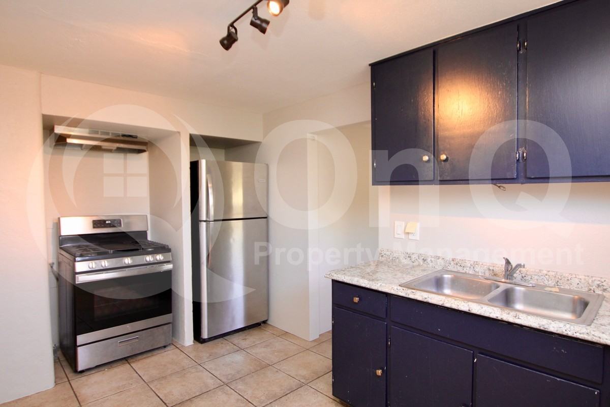 1548 W Mckinley St #1 - Photo 2 of 7