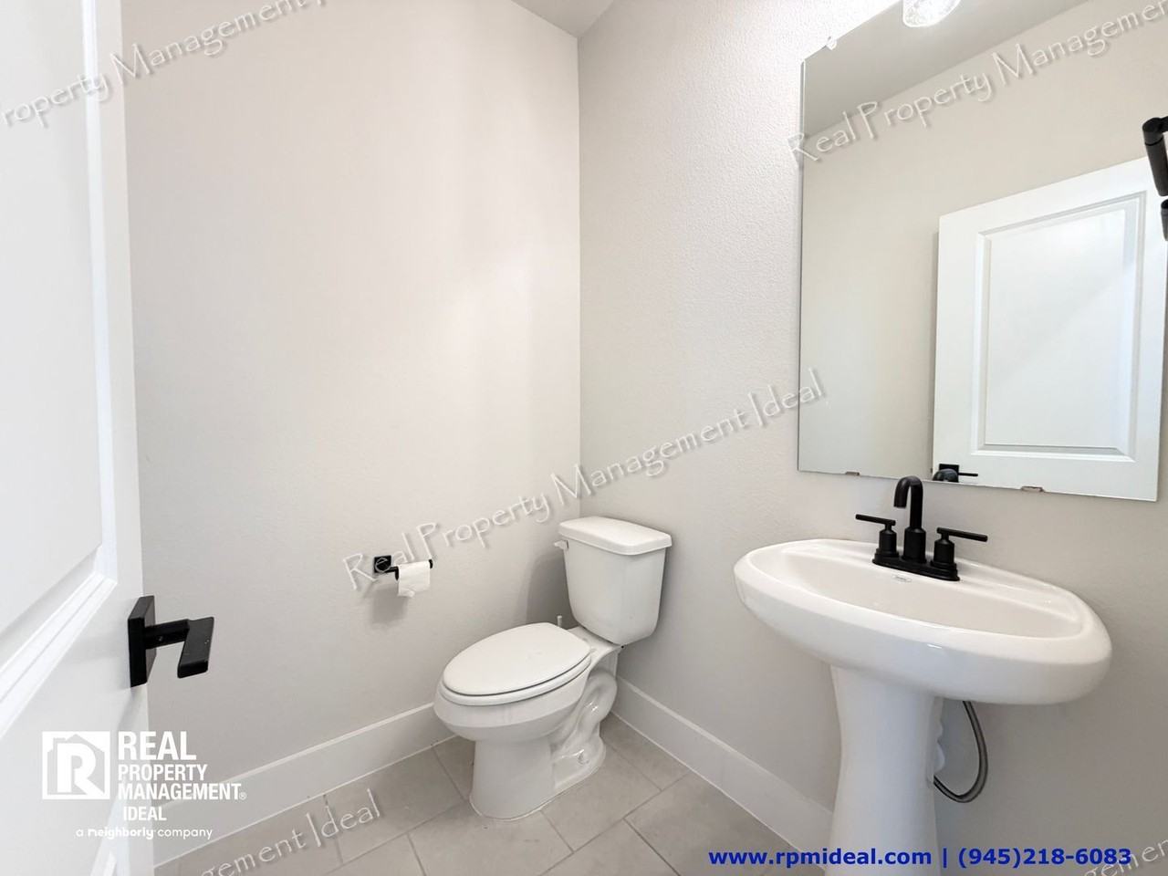 1707 Zachary Ave - Photo 5 of 30