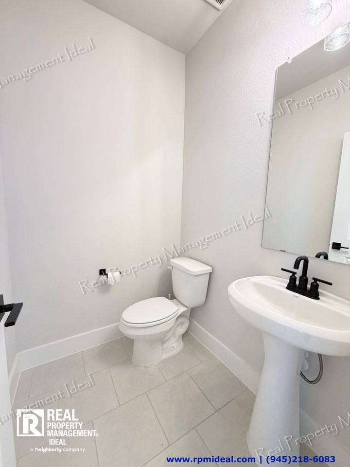 1707 Zachary Ave - Photo 6 of 30