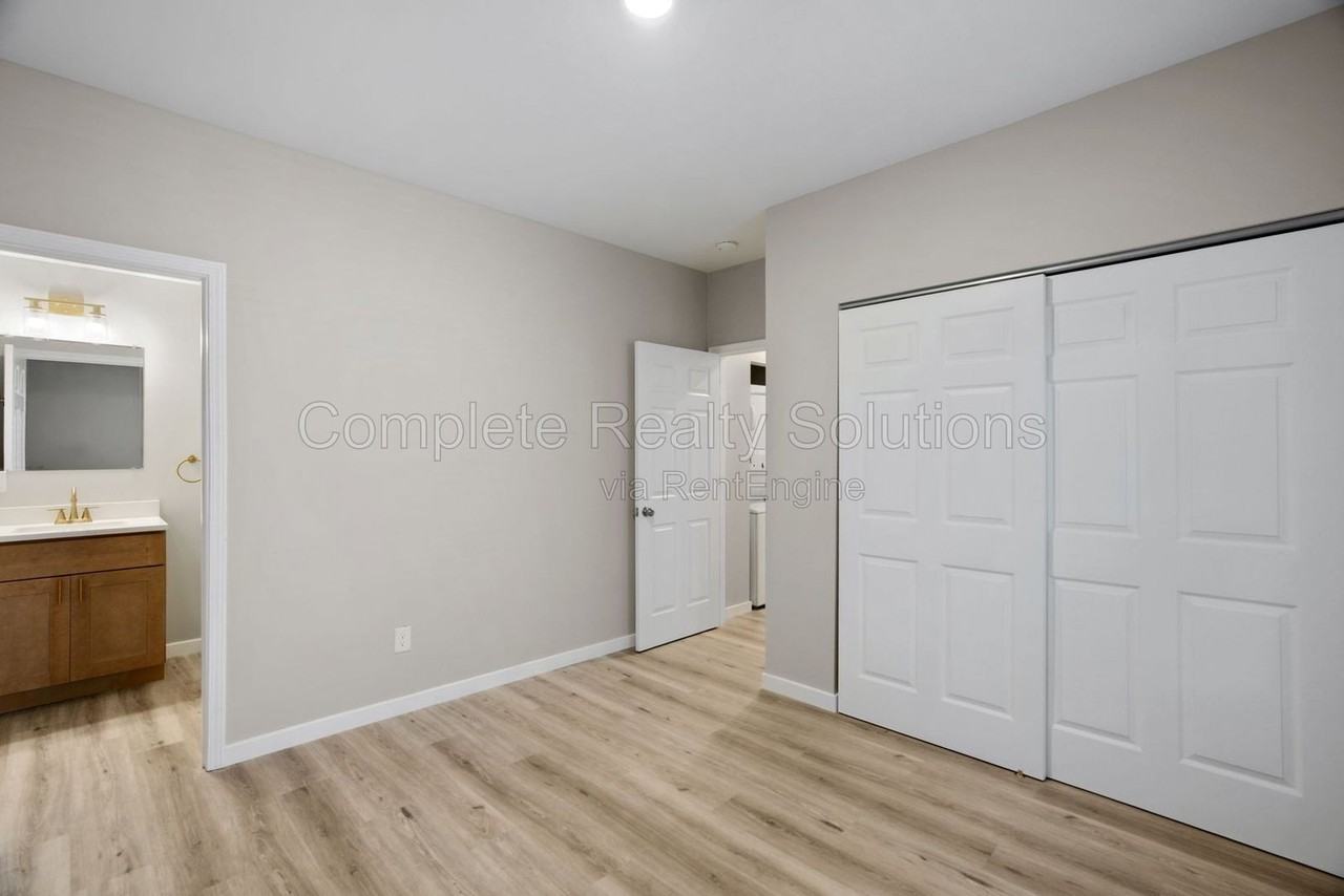 3140 Magnolia Ave #1E - Photo 7 of 32