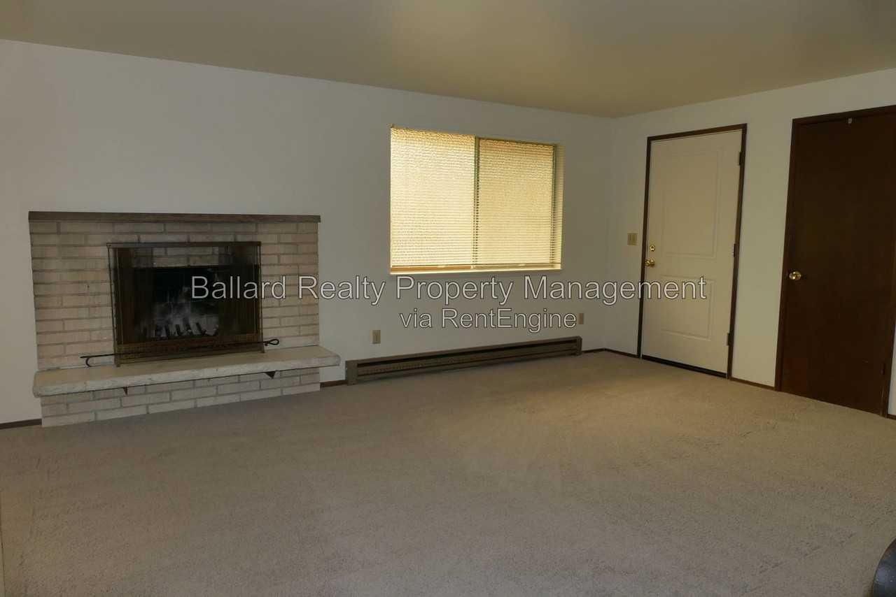 2015 Nw 62nd St - Photo 5 of 19