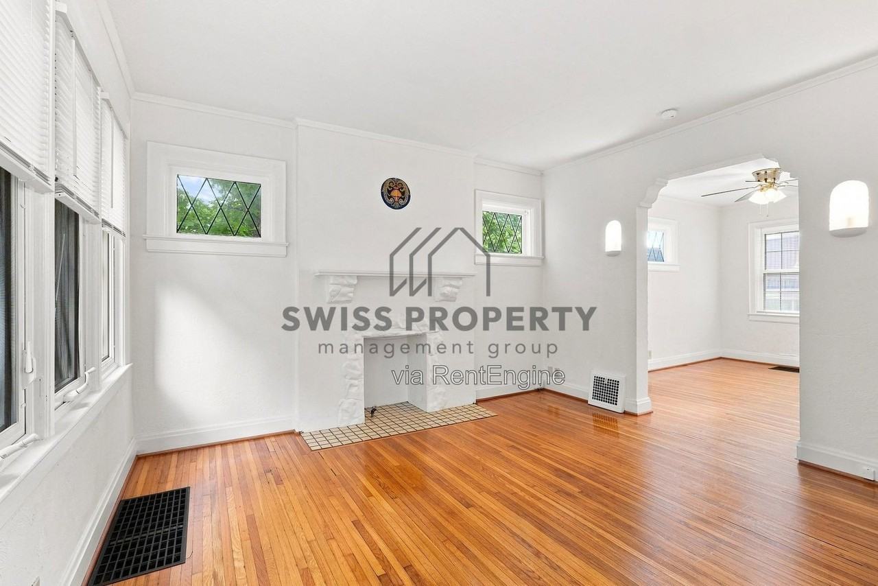 3067 Neil Ave - Photo 5 of 17