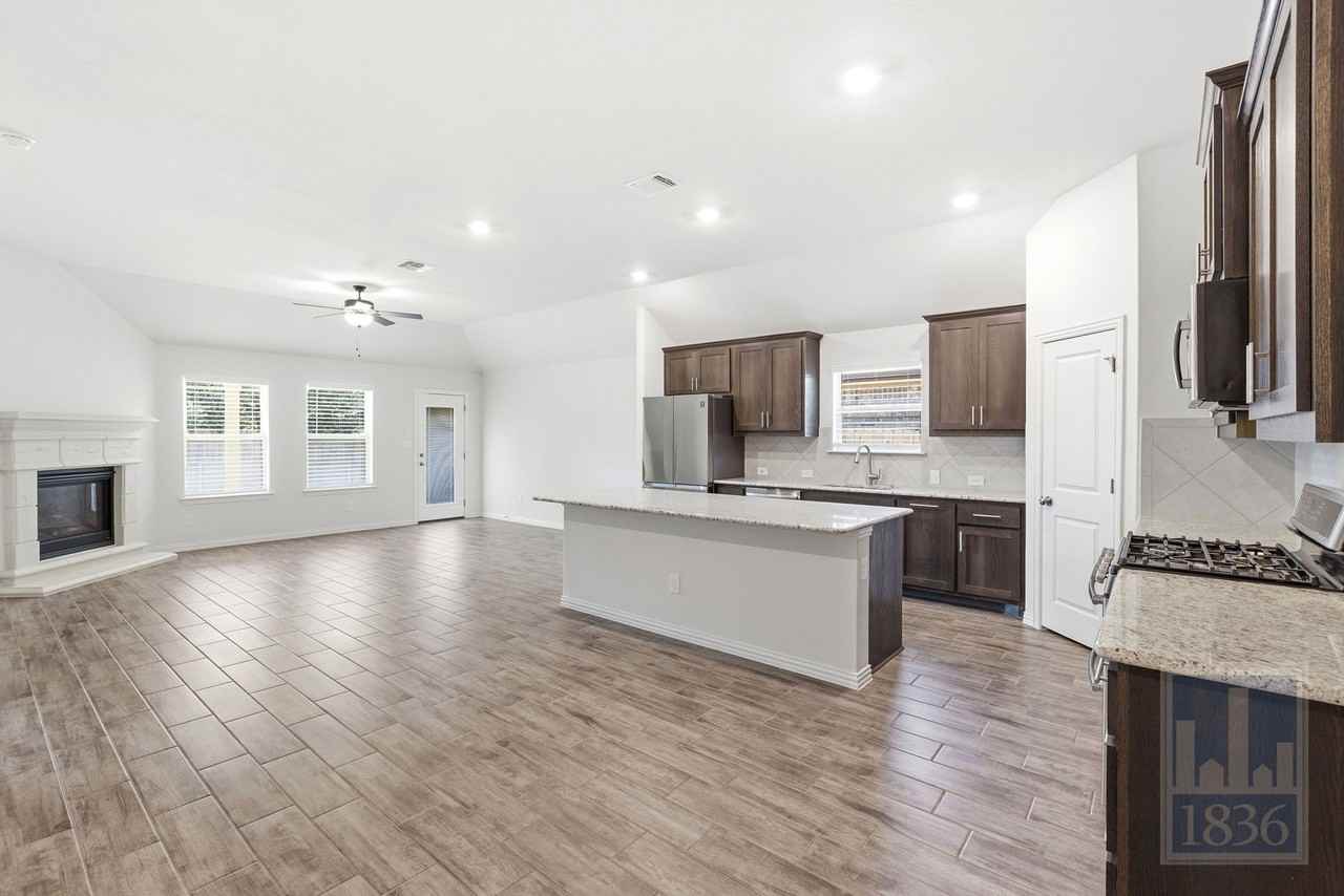 188 Danbark Dr - Photo 5 of 50