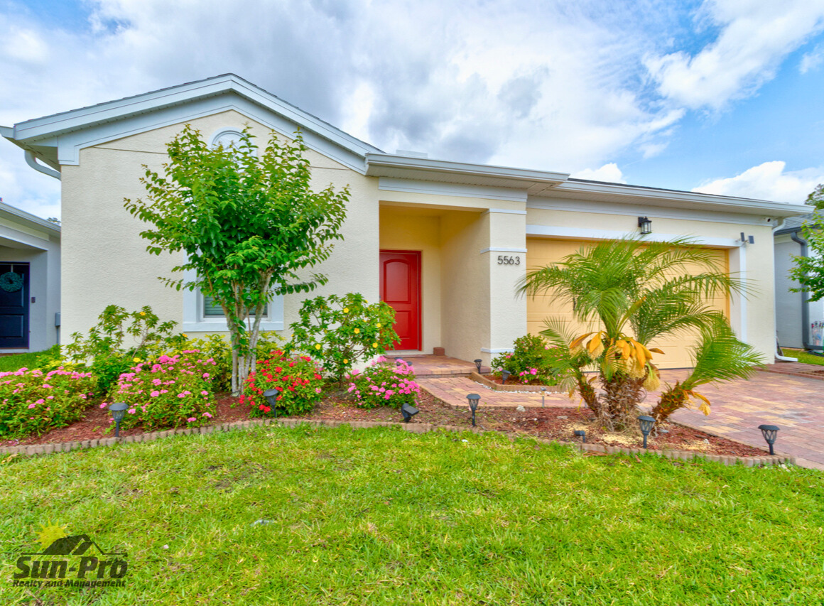 5563 Estero Loop - Photo 2 of 23