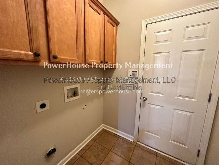 5530 Crestwick Way - Photo 3 of 38