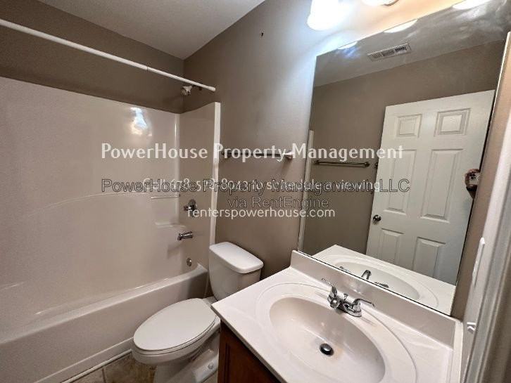 5530 Crestwick Way - Photo 7 of 38