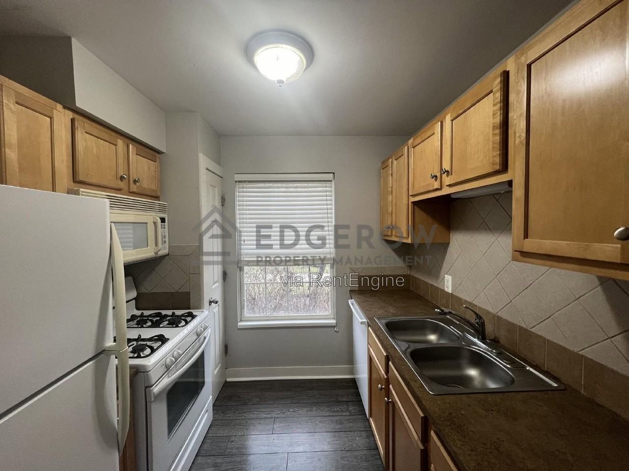 4569 Moffett Rd Nw - Photo 3 of 12