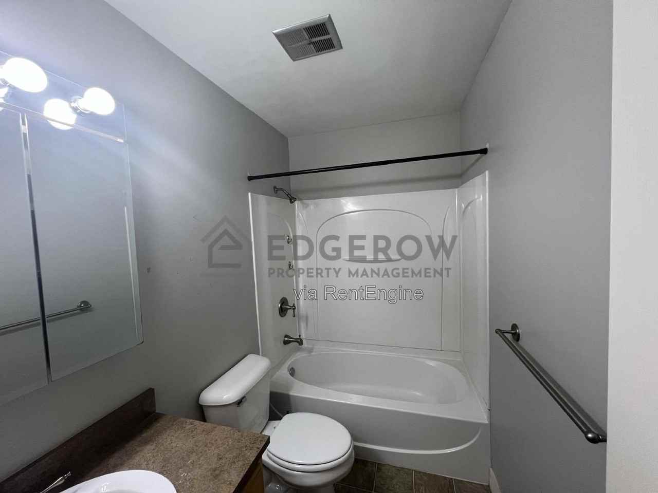 4569 Moffett Rd Nw - Photo 6 of 12