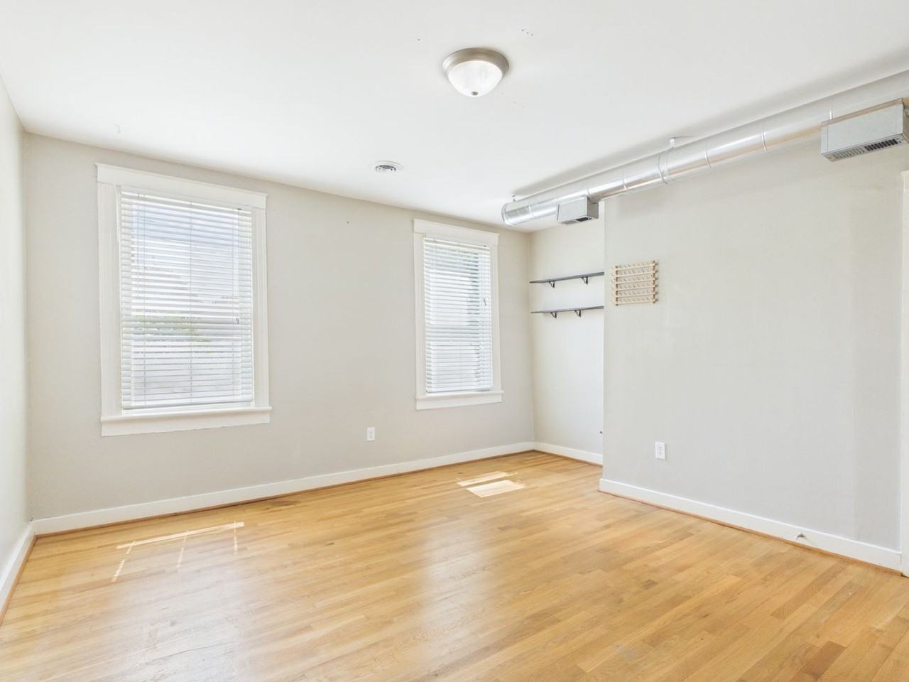 2501 Semmes Ave #A - Photo 4 of 15