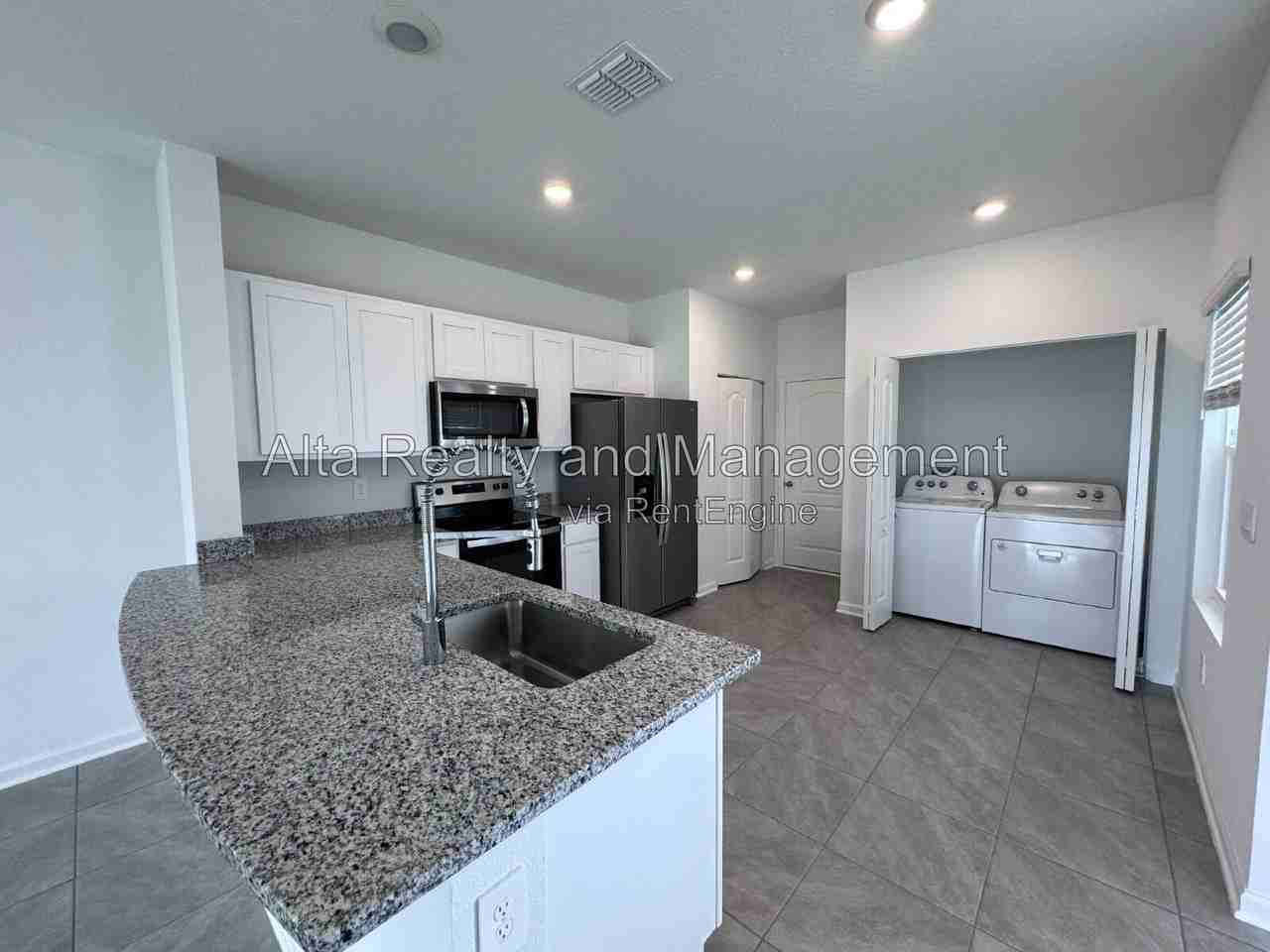 39 Tidal Beach Ave - Photo 7 of 49