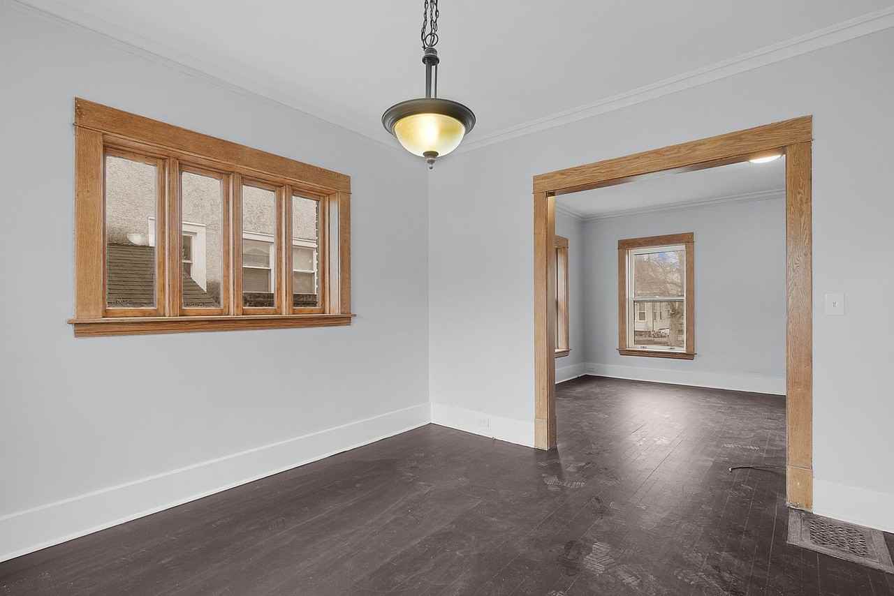 908 Worden St Se - Photo 3 of 18