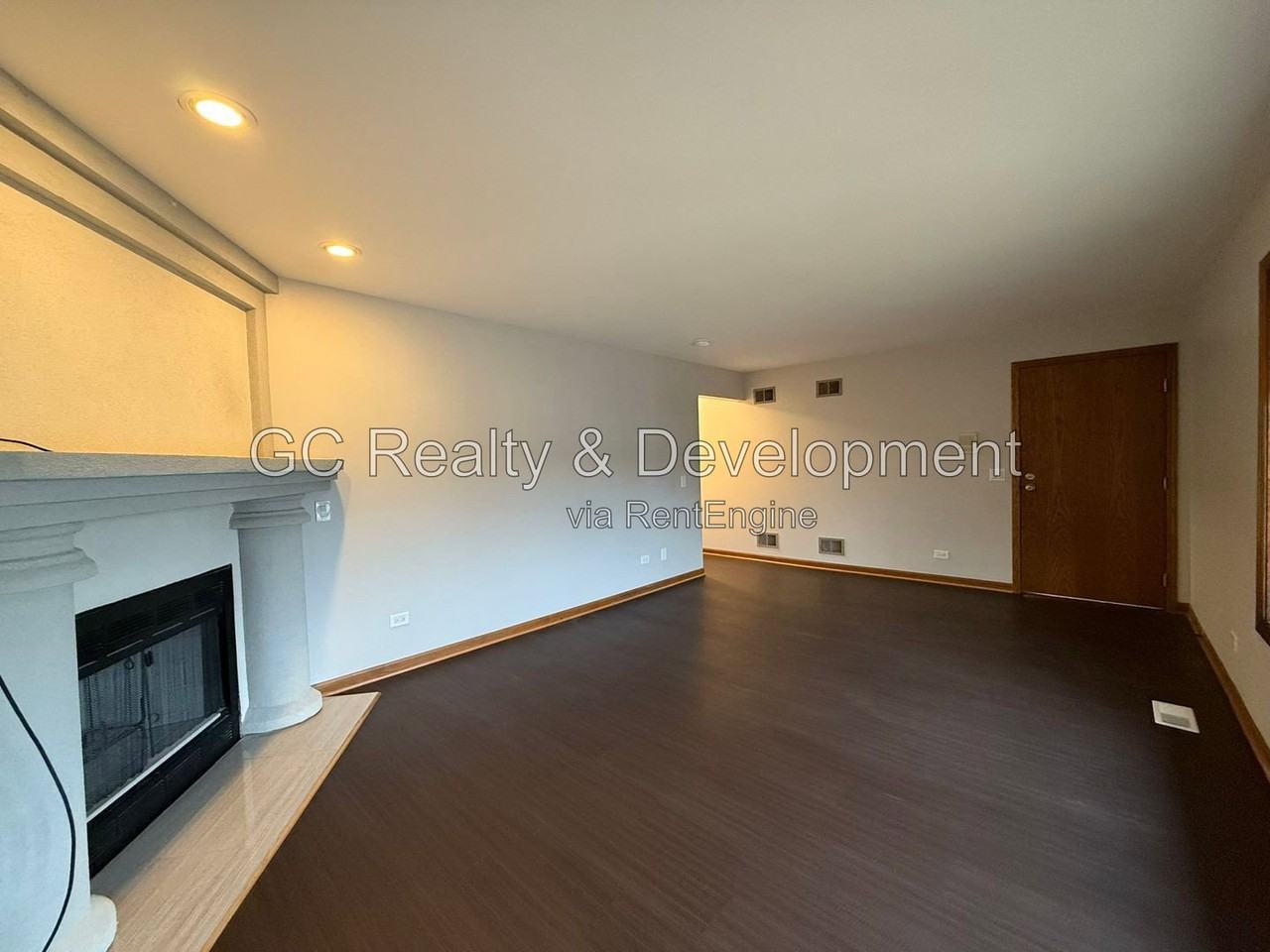 319 Dee Ct #C - Photo 7 of 26