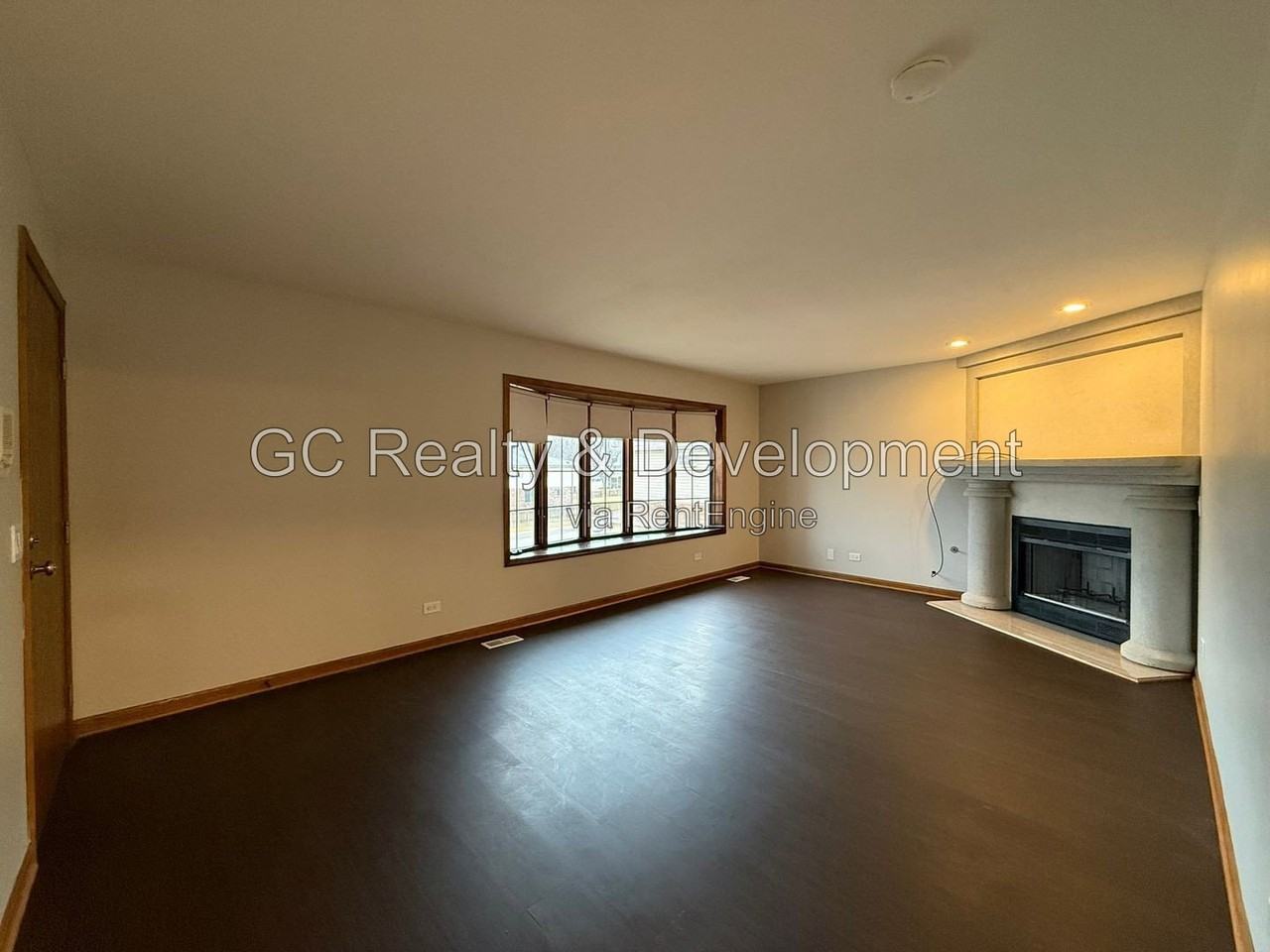 319 Dee Ct #C - Photo 4 of 26