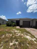 featured image of 2302 Ne 6th St