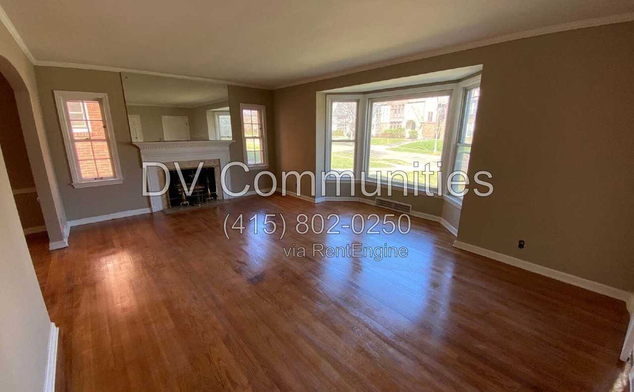 3570 Lynnfield Rd - Photo 4 of 20