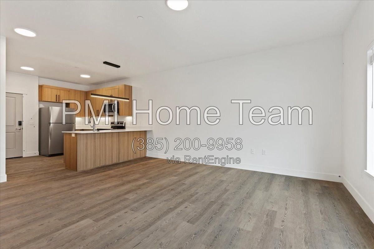 3378 Washington Blvd #204 - Photo 4 of 26