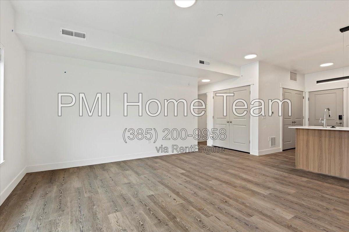 3378 Washington Blvd #204 - Photo 7 of 26