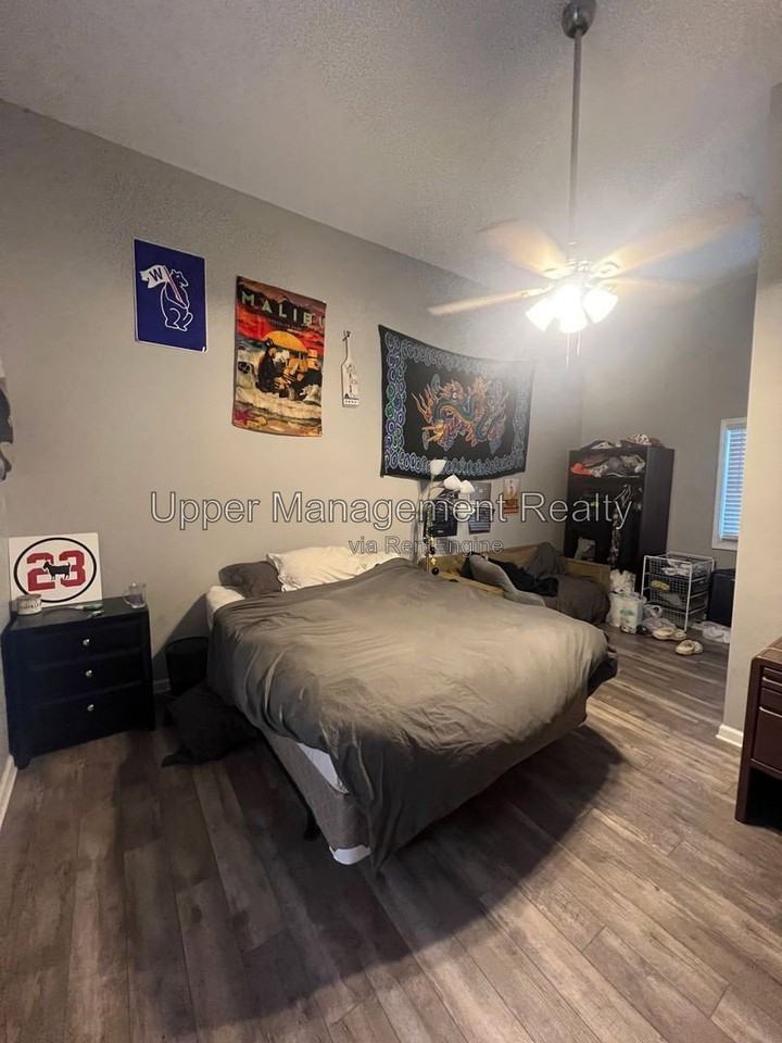7414 Burthe St #B - Photo 4 of 5