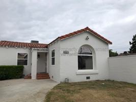featured image of 1061 E Market St