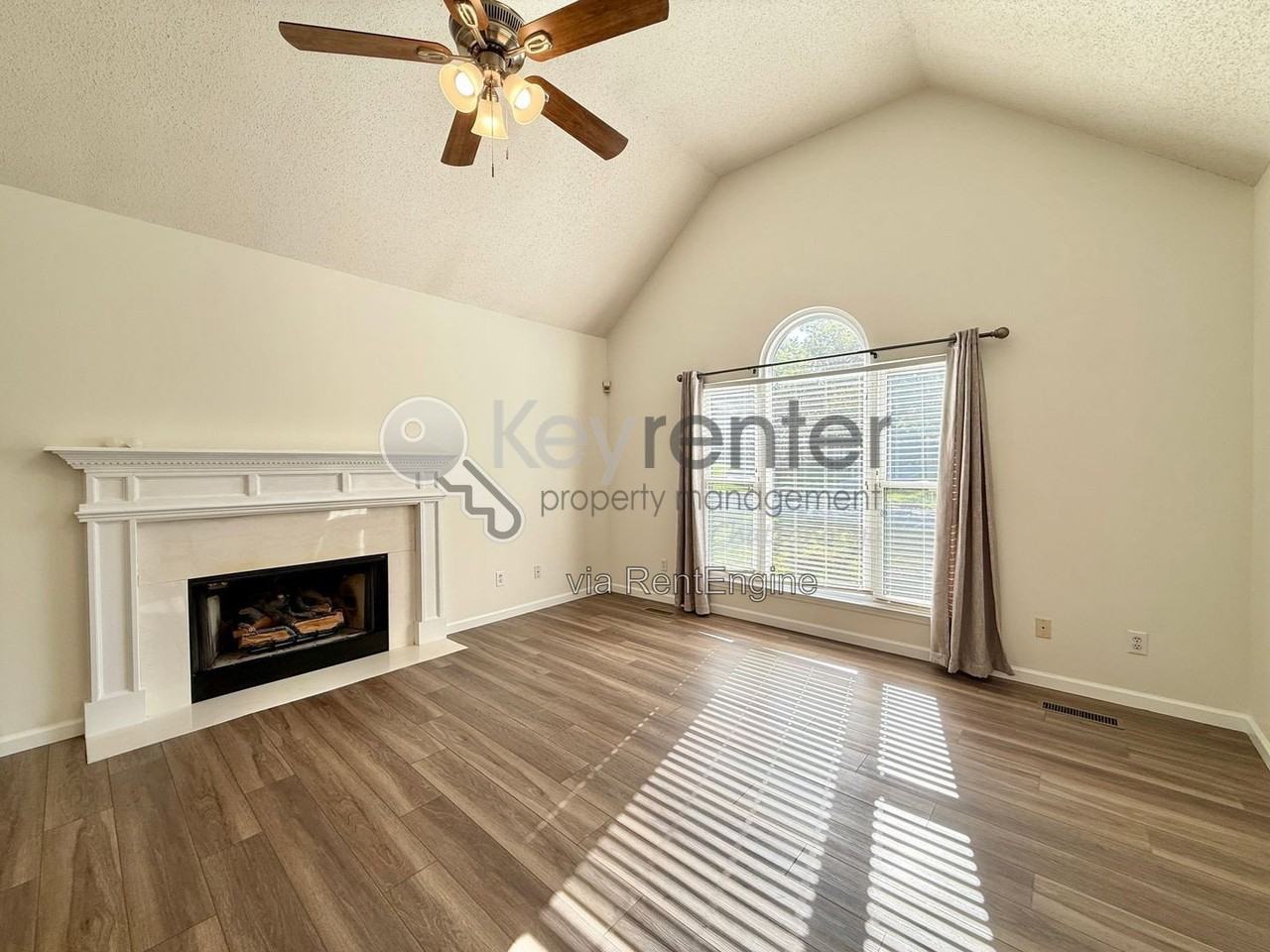 5515 Misty Valley Dr - Photo 5 of 28