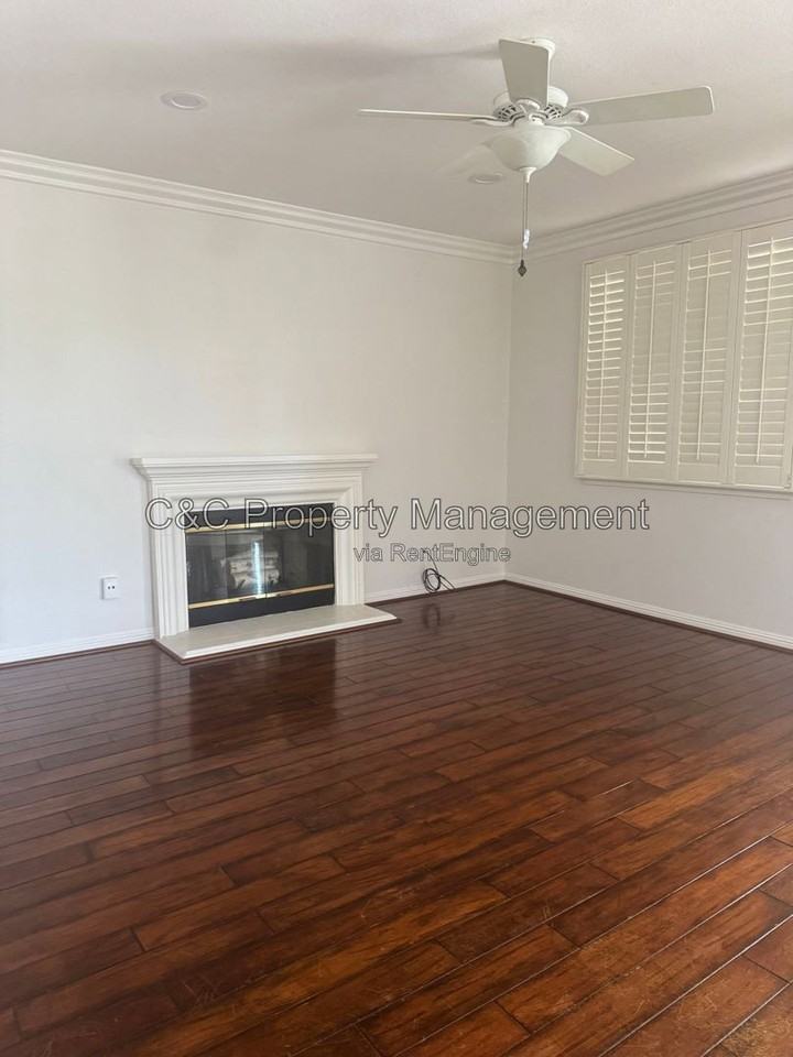 1908 Mount Powell Ct - Photo 6 of 14