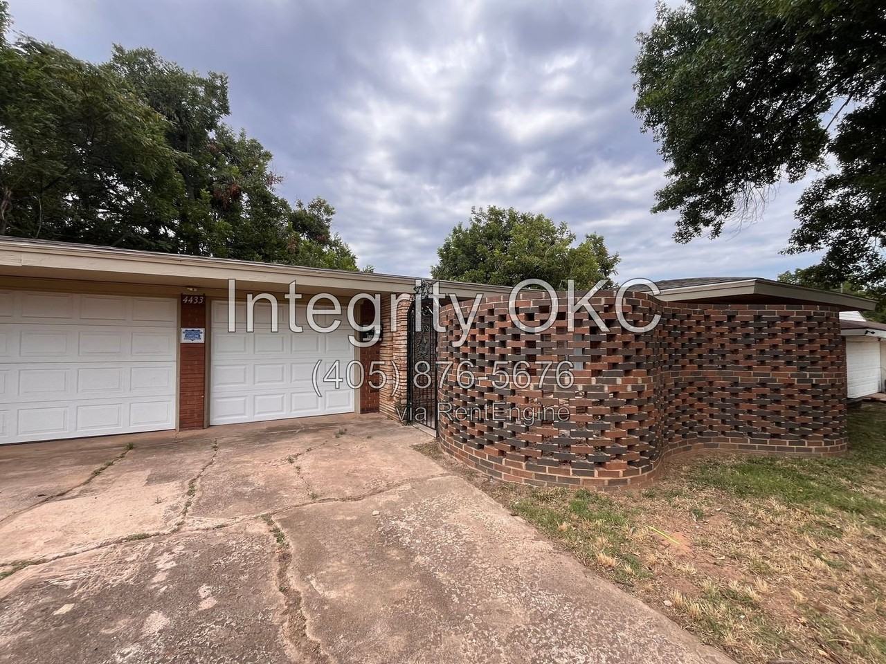 4433 Nw Liberty St - Photo 3 of 49