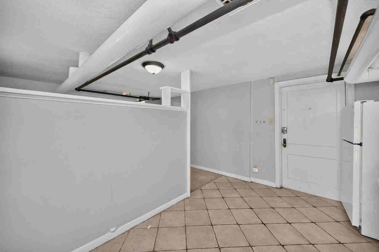 2802 Digby Ave #9 - Photo 4 of 14