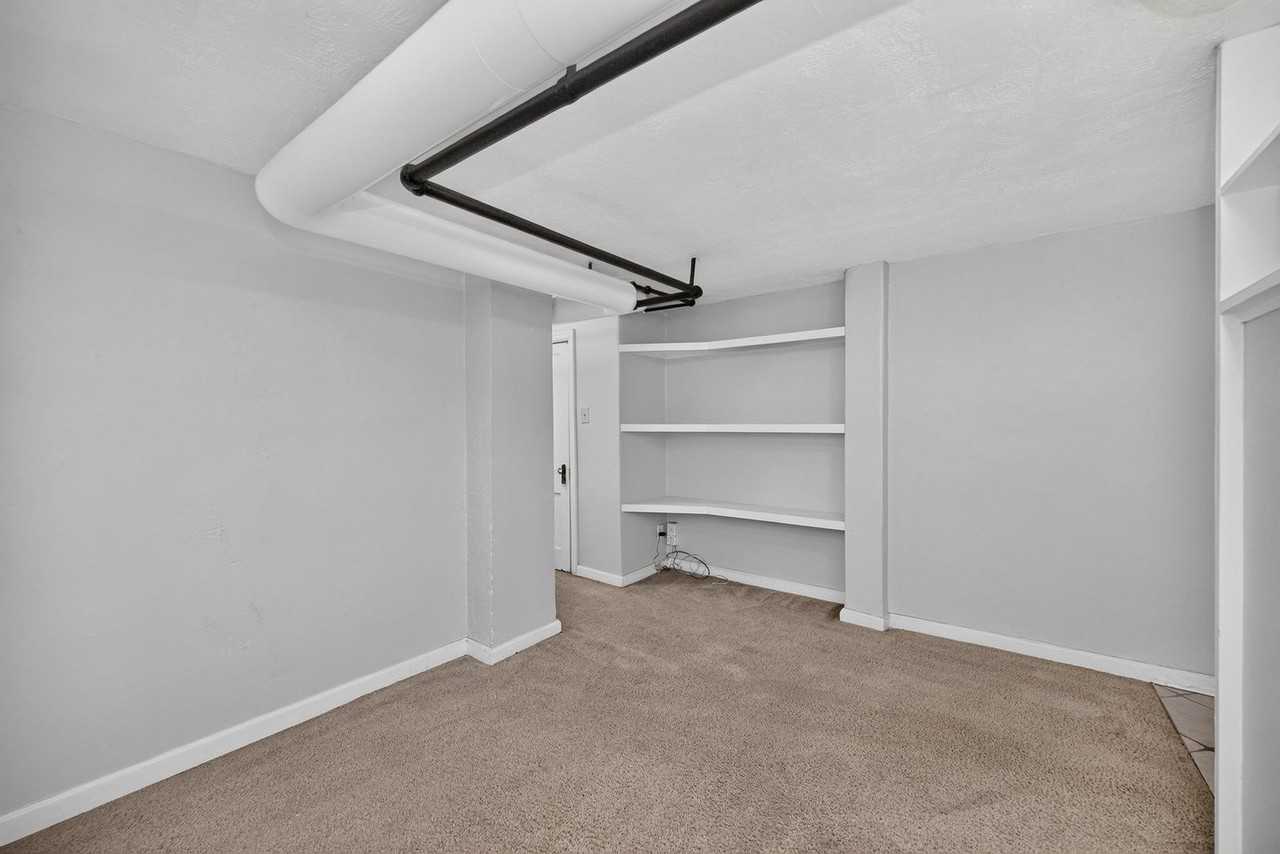 2802 Digby Ave #9 - Photo 6 of 14