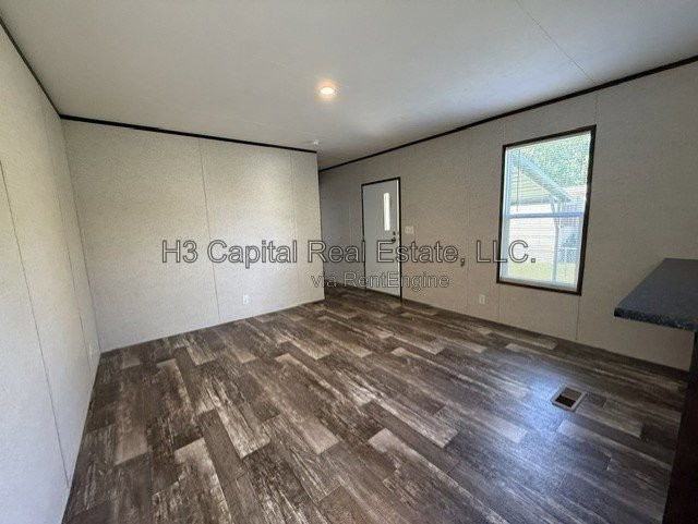 523 Lone Robin St - Photo 3 of 11