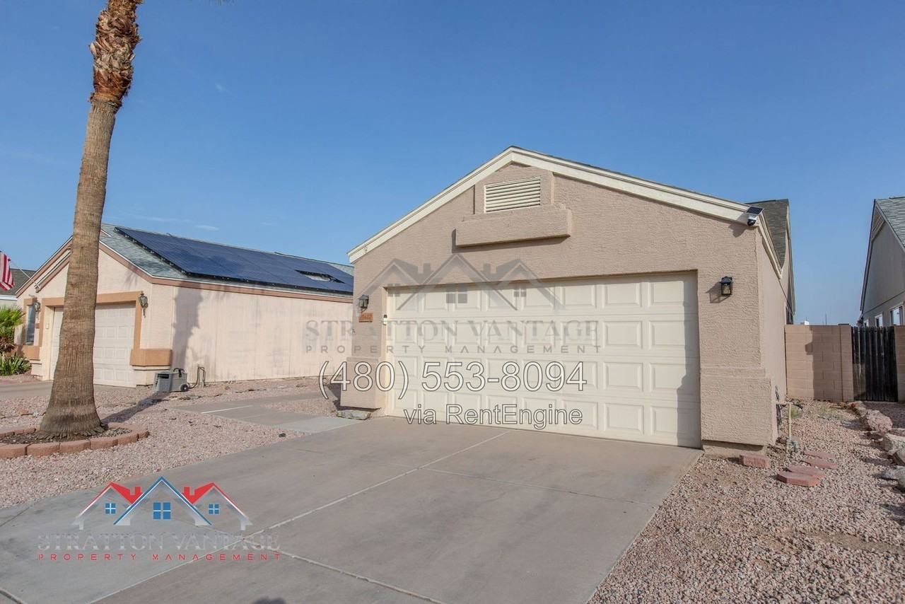 17427 N 28th Ave - Photo 2 of 42