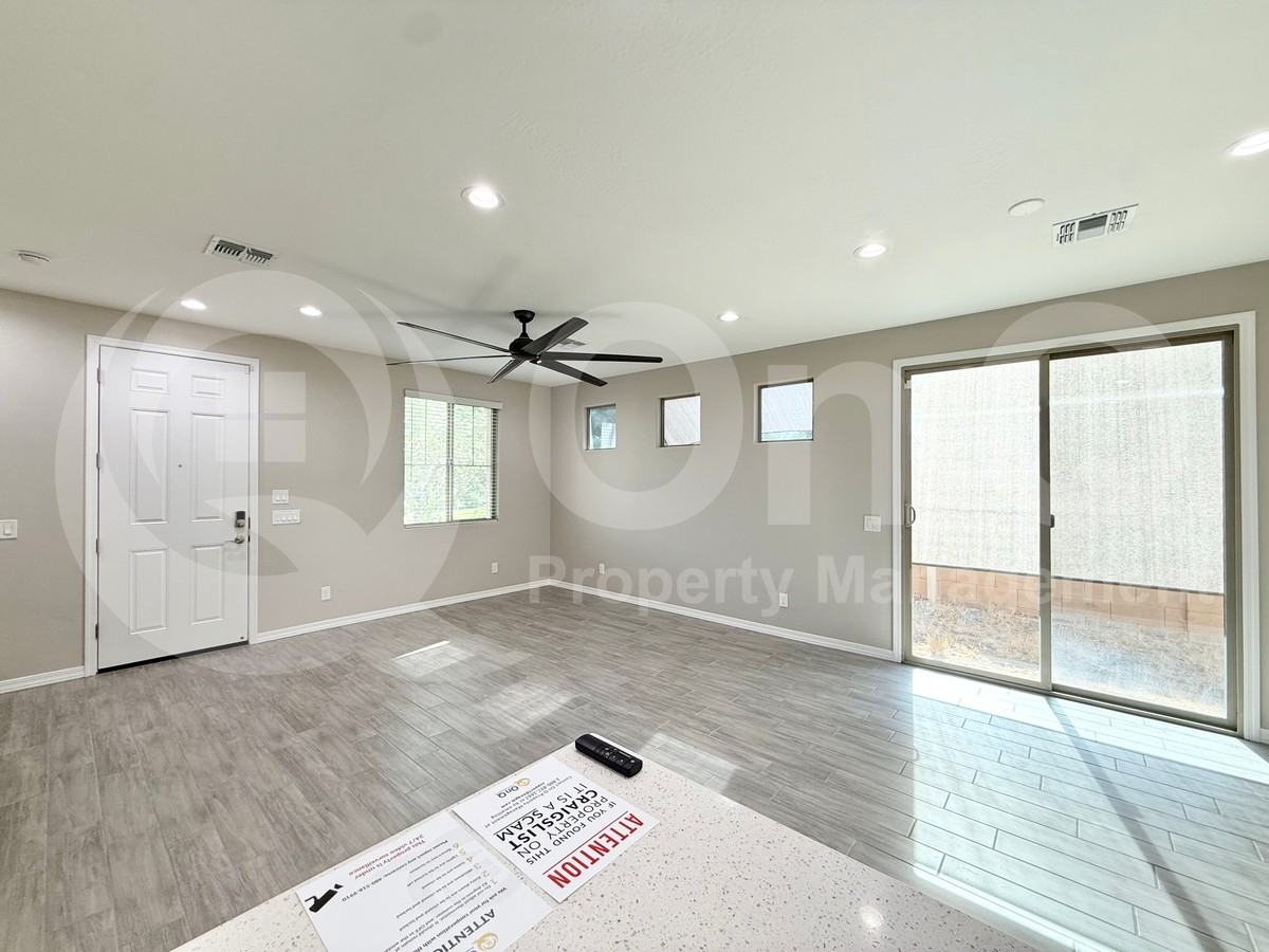 1732 S 82nd Way - Photo 3 of 25