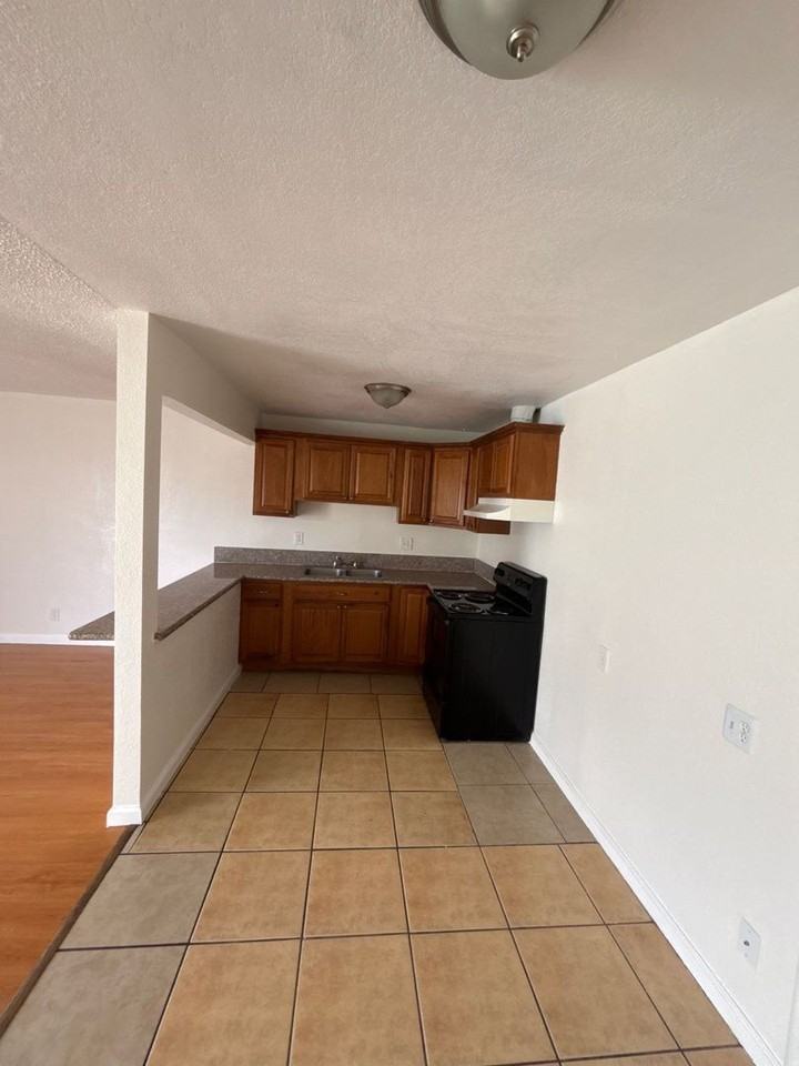 Pueblo Bonito Apartments - Photo 6 of 25