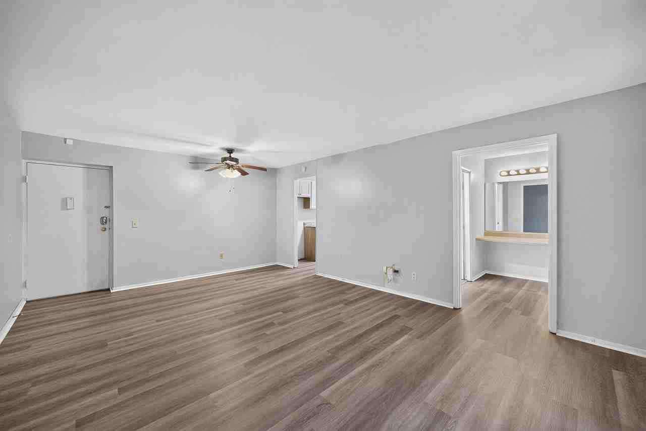 2971 Deckebach Ave #14 - Photo 6 of 16