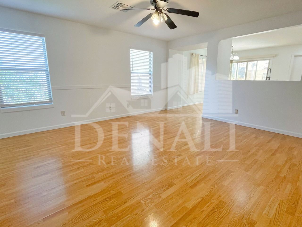 3945 S Illinois St - Photo 3 of 22