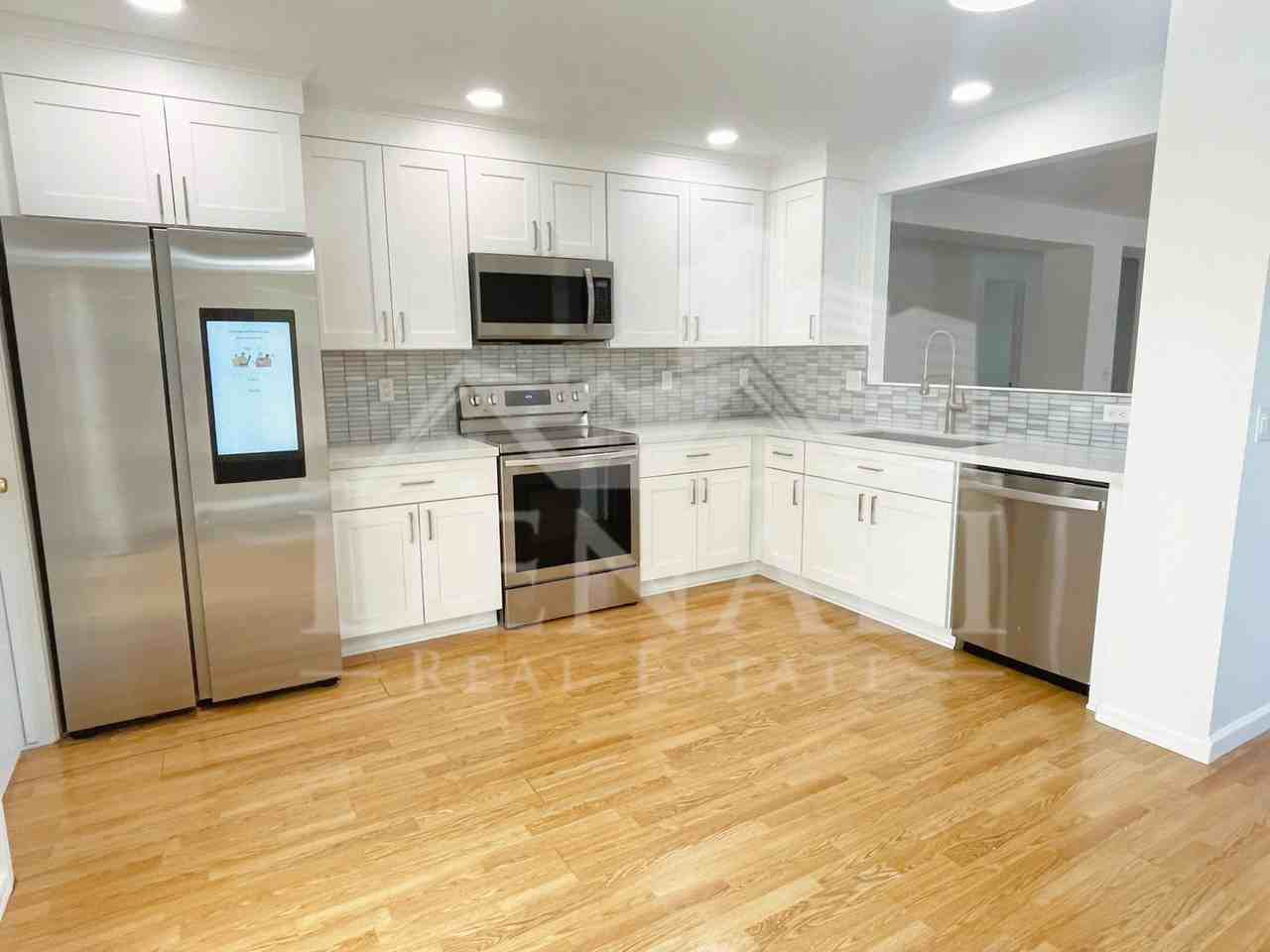 3945 S Illinois St - Photo 7 of 22