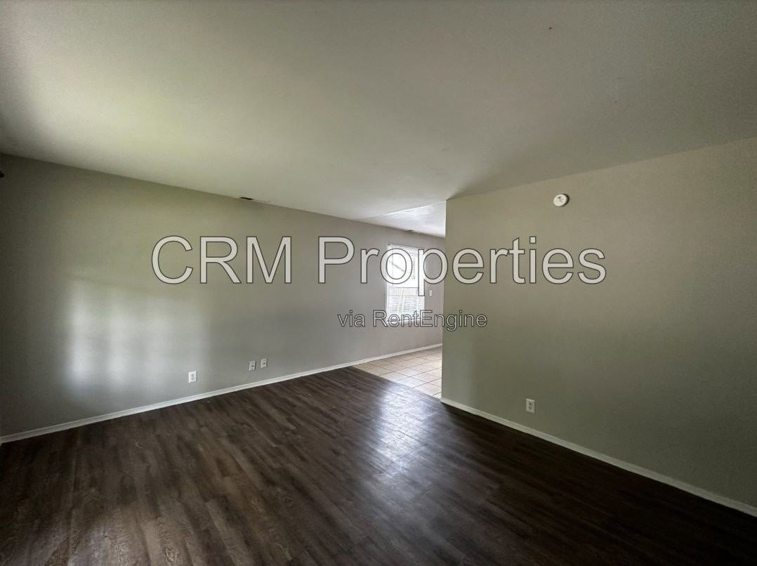 3620 Beasley Dr - Photo 4 of 14