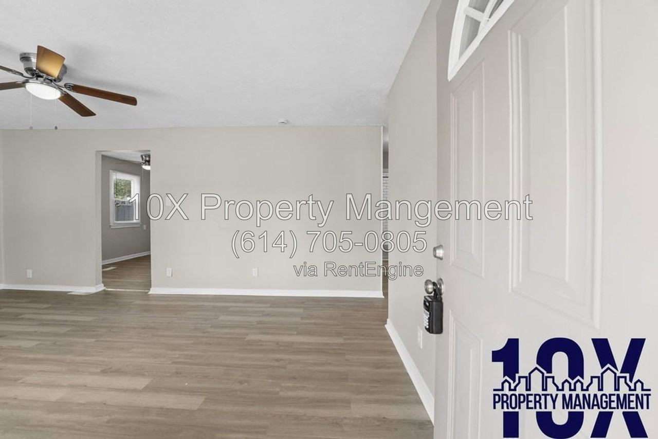 561 S Everett Ave - Photo 2 of 23