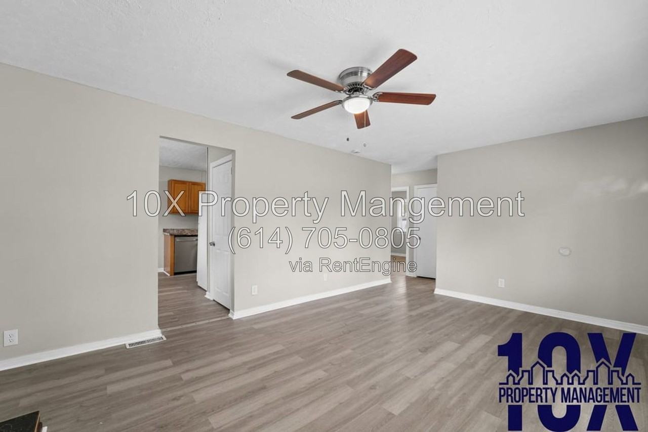 561 S Everett Ave - Photo 6 of 23