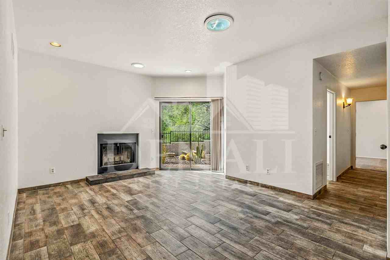 7130 E Crystal Mist Dr - Photo 5 of 32