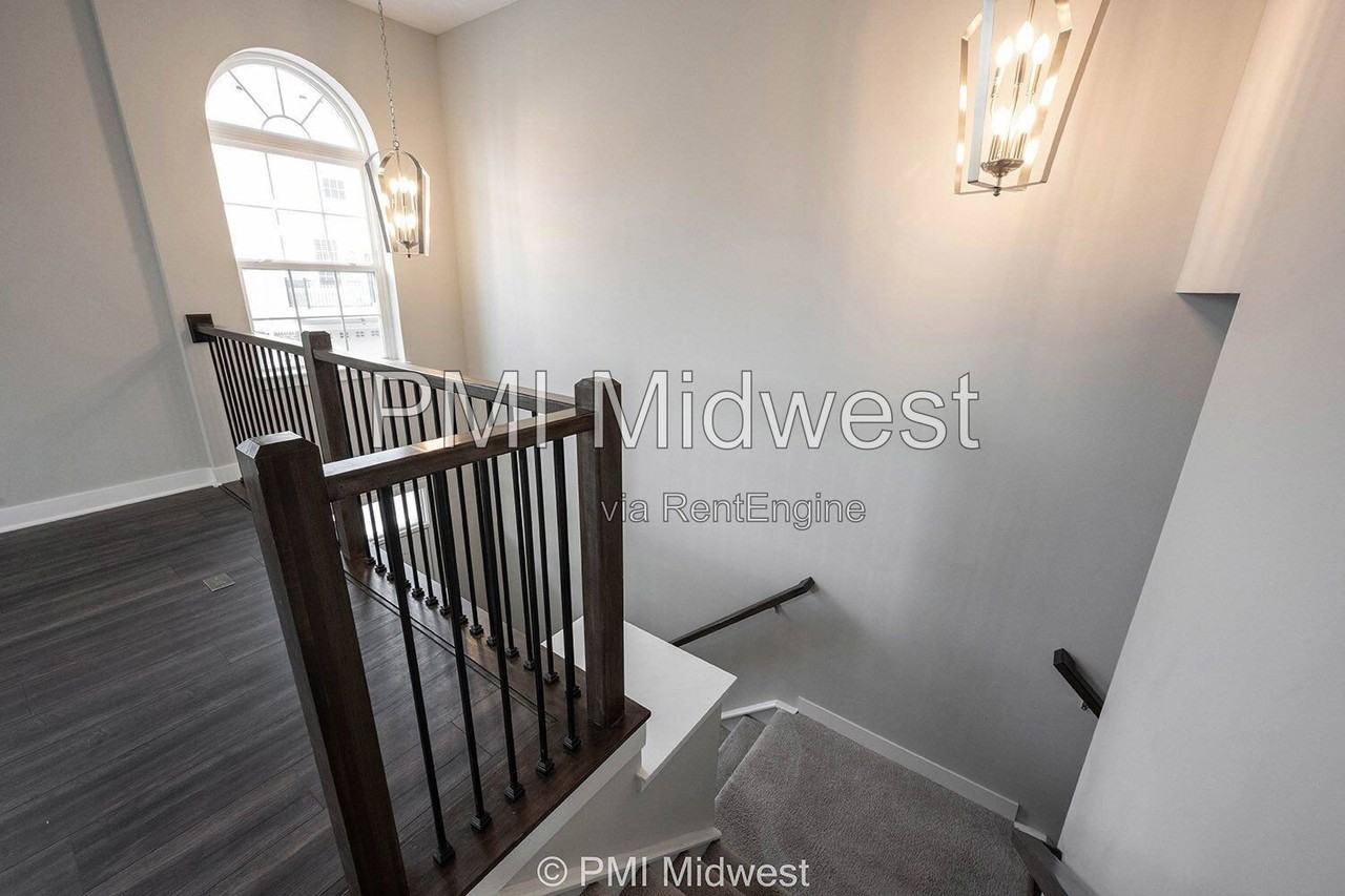 7278 Zanesville Rd - Photo 5 of 37