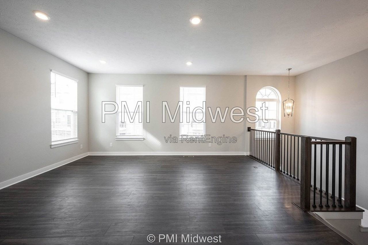 7278 Zanesville Rd - Photo 6 of 37