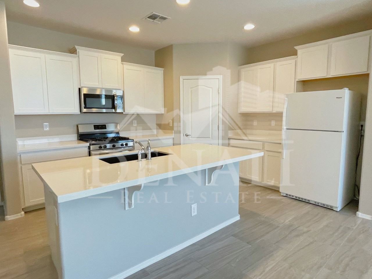 12437 N 174th Ln - Photo 7 of 21