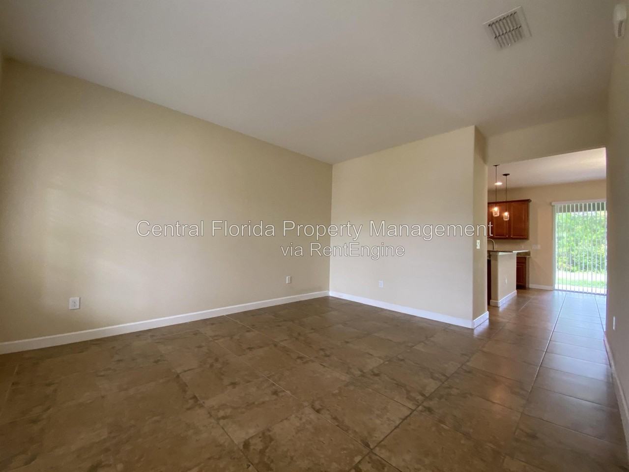 6119 Waterside Island Ln - Photo 2 of 33